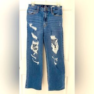 Women’s Hollister Ultra High Rise Dad  Ripped Jean